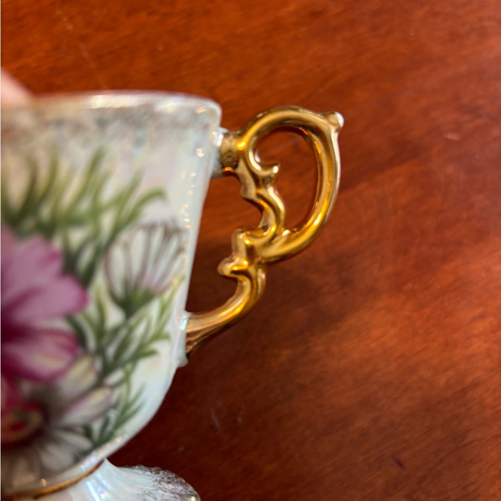 Vintage Floral Lusterware Teacup with Gold Handle - Picture 5 of 9